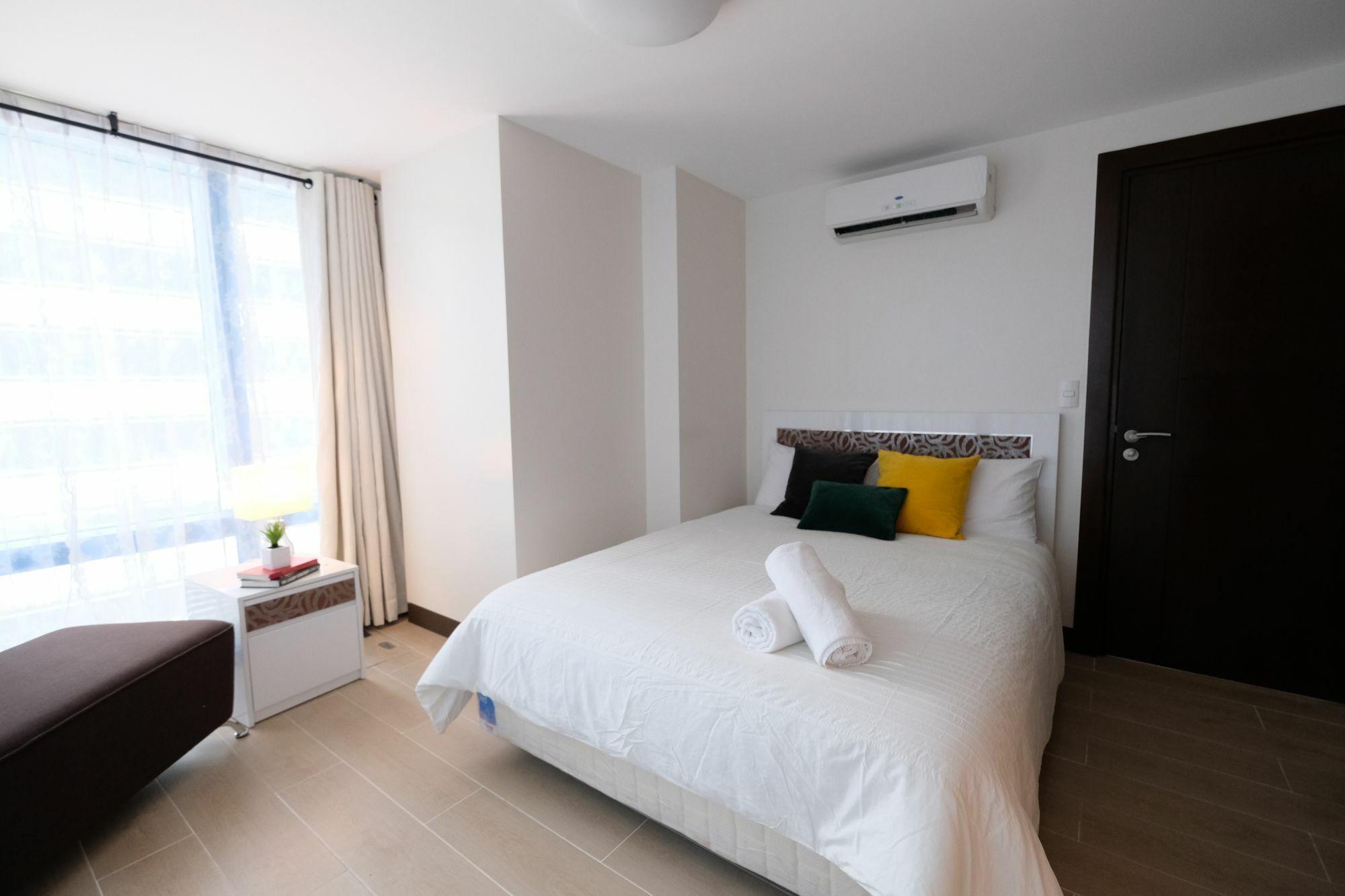 Csuites At Two Central Residences San Pedro Makati Eksteriør billede
