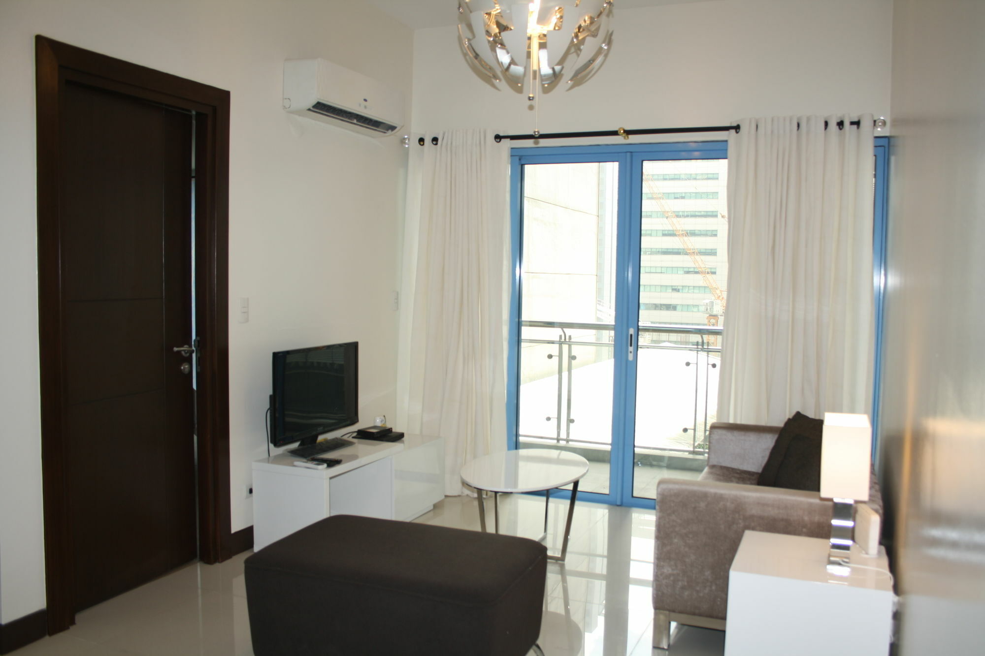 Csuites At Two Central Residences San Pedro Makati Eksteriør billede