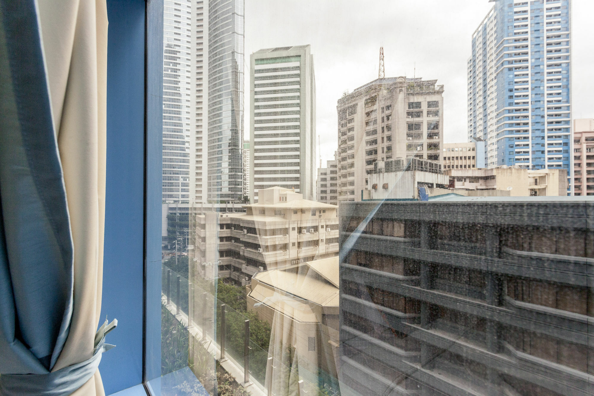 Csuites At Two Central Residences San Pedro Makati Eksteriør billede